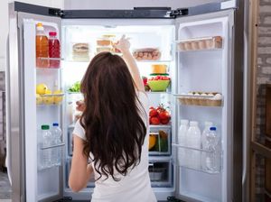 7 Cara Menghilangkan Bau Kulkas dengan Bahan Alami