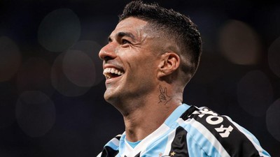Ke Mana Luis Suarez Pergi... Selalu Jadi yang Terbaik