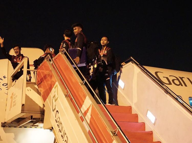 Momen Garuda Indonesia Terbangkan Timnas U-22