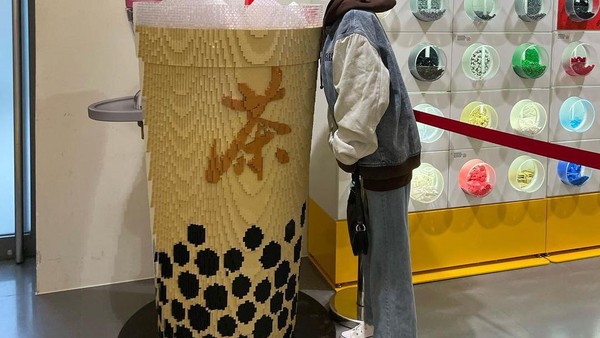 Seru! Ini Momen Niki Zefanya Saat Kulineran di Disney World dan Taiwan