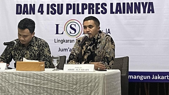 peneliti LSI Denny JA Adjie Alfarady
