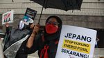 Ada Pikachu Demo di Kedubes Jepang Minta Setop Danai Energi Fosil