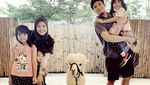 Momen Desta-Natasha Rizki Liburan bareng Anak, Netizen: Yuk Bisa Rujuk!