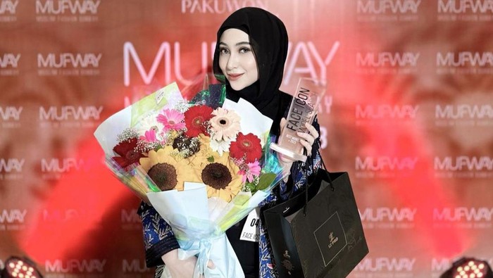 Selebgram Surabaya Tasya Oktav