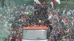 Meriahnya Pawai Kontingen SEA Games 2023 di Bundaran HI