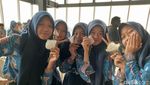 Potret Murid-murid MTs Workshop Bikin Kerajinan dari Limbah Pukat