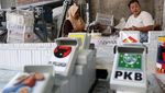 Unik, Kerajinan Kotak Rokok dari Pipa Ini Bergambar Lambang Partai