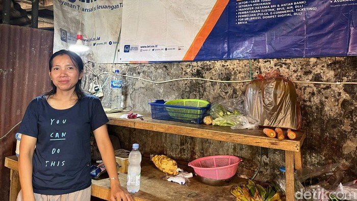 Vivi agen BRIlink di Pasar Minggu