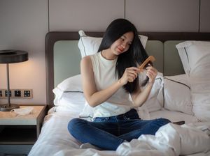 Arti Mimpi Rambut Rontok Banyak Dalam Genggaman, Pertanda Buruk?