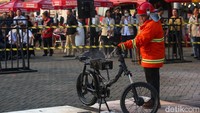 Kelebihan lain dari Hartindo AF31 ini adalah, Tidak merusak komponen mobil saat pemadaman api, karena langsung menguap hingga kering, tambahnya. Foto: Grandyos Zafna/detik.com