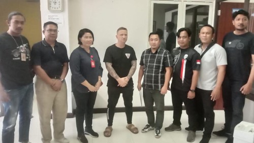Buronan Interpol asal Kanada Stephane Gagnon ditangkap di Bali karena diduga terlibat kasus penipuan dan pemalsuan. (Dok. Polda Bali)