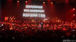 Megahnya Konser Orkestra Dewa 19 di Surabaya pada Hari Pertama
