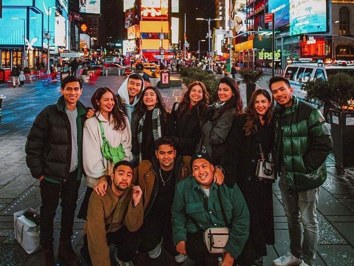 Enzy Storia dan Maulana Kasetra