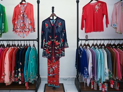 Indonesia Resmi Daftarkan Kebaya ke UNESCO, Bareng 4 Negara