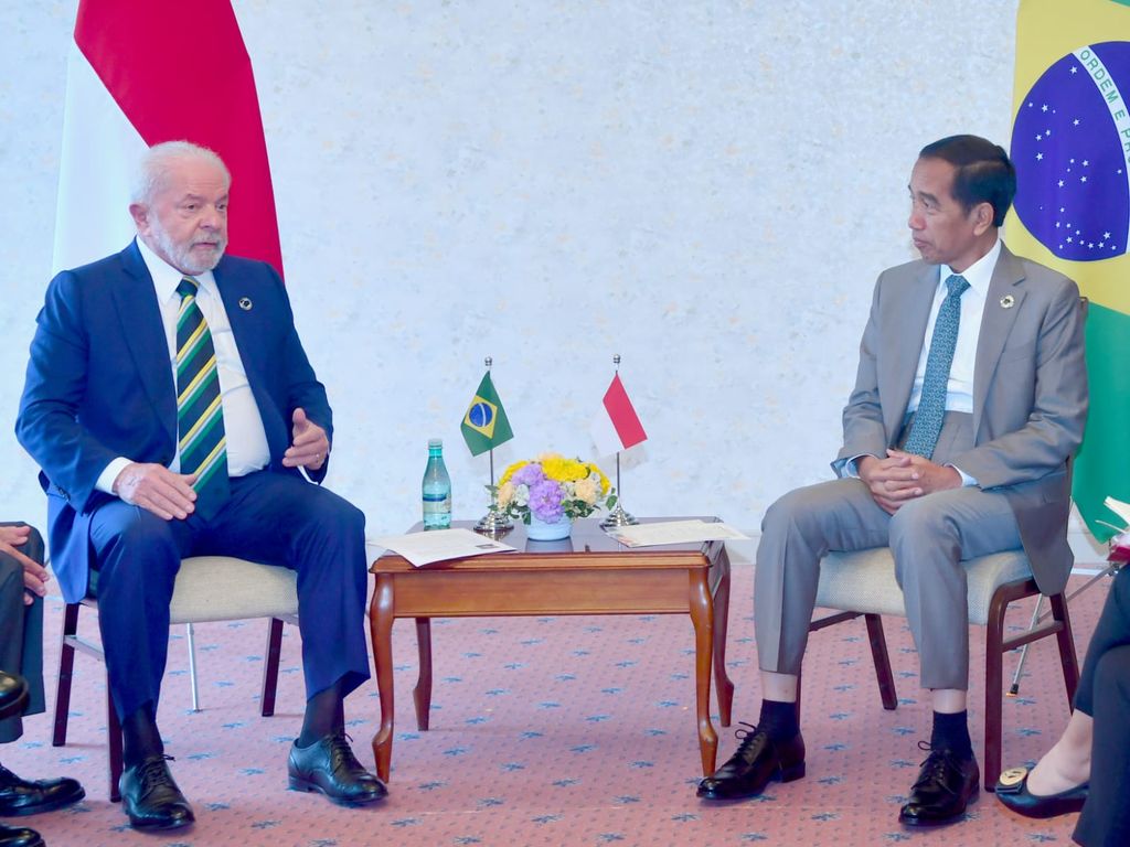 Jokowi bersama Lula da Silva (Rusman - Biro Pers Sekretariat Presiden). Jokowi bersama Lula da Silva (Rusman - Biro Pers Sekretariat Presiden).
