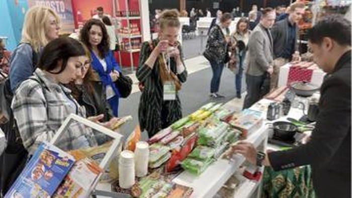 KBRI Warsawa berpartisipasi sebagai exhibitor pada pameran Warsaw Food Expo