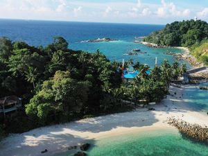 Pesona Pulau Pandang di Sumut, Daratan Terluar Selat Malaka yang Cantik