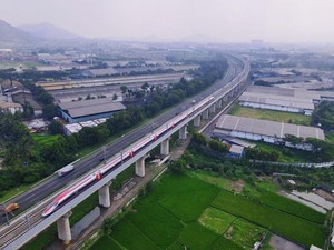 Nggak Banyak, Ini Negara di Asia yang Punya Kereta Cepat