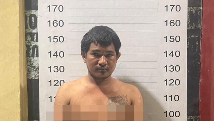 Pria bernama Agus di Kota Makassar, Sulawesi Selatan (Sulsel) ditangkap polisi usai mencuri 2 karung pakaian hingga jam tangan senilai Rp 20 juta di toko distro.