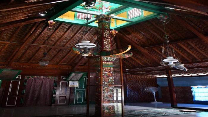 Masjid Saka Tunggal