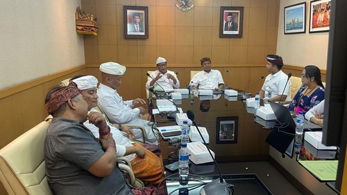 Pemkot Denpasar melalui TPAKD menyasar enam program percepatan keuangan daerah, antara lain program inovasi pengelolaan sampah dan KUR.