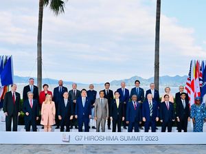 Kehangatan di Balik Foto Bersama Jokowi dan Pemimpin G7 di Hiroshima