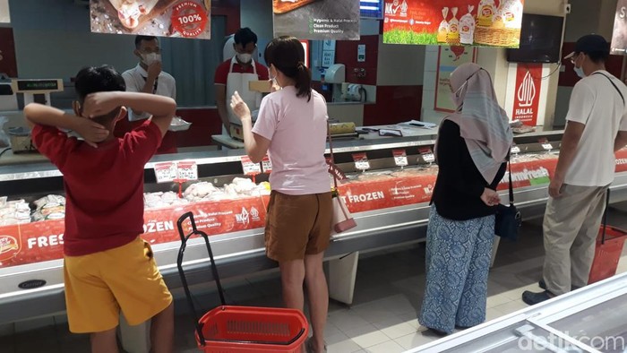 Transmart Full Day Sale Kota Kasablanka