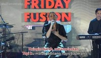 Lihat kumpulan meme ini bisa bikin kamu jadi lupa lirik asli lagu-lagu hits Indonesia berikut.