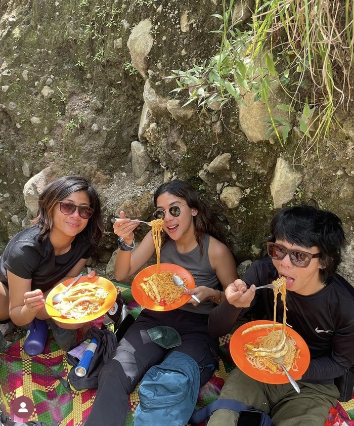 Adinda Thomas Akan Menikah, Ini Gayanya Saat Makan Pizza hingga Pasta Adinda Thomas Akan Menikah, Ini Gayanya Saat Makan Pizza hingga Pasta