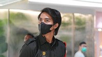 Netizen pun menyebut jika El Rumi sedang ada proyek yang dikerjakan. Foto: instagram El Rumi