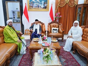 Khofifah Ajak Teladani Sifat-sifat Syekh Nawawi Al Bantani