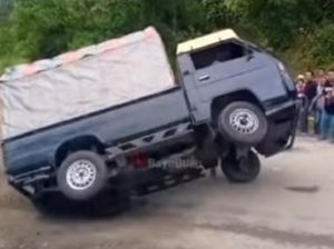 Sahroni Nyolek soal Jalan Rusak di Tapsel, Wagub Ijeck Bilang Begini