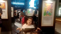 Harapannya karya-karyanya ini bisa menjadi motivasi bagi siapa saja yang memiliki keterbatasan dan berjuang menembus keterbatasan menjadi hal yang terpenting daripada meratapi ataupun menyerah atas segala situasi yang ada. 