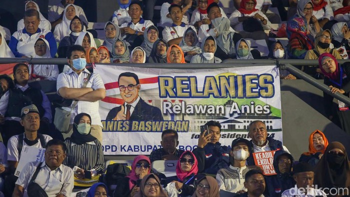 Momen Anies Berikan Pidato Kebangsaan di Depan Relawan Bakal Calon Presiden Antes Baswedan menyampaikan pitado kebangsaan di acara βTemu Kebangsaan Relawanβ. Yuk simak liputannya.