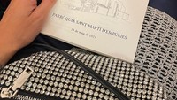 Sedangkan pada postingan Gemma Pinto, dia terlihat menggunakan cincin dengna bentuk yang sama. Foto: Instagram @gemmpinto