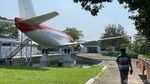 Penampakan Pesawat yang Diparkir Depan Rumah Sultan Nganjuk