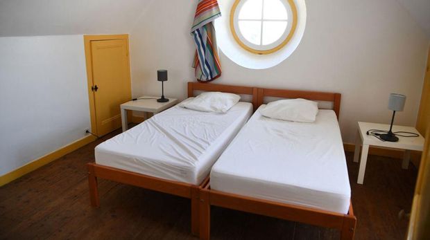 Sadarkah bahwa setiap masuk kamar hotel selalu saja spreinya berwarna putih? Ternyata ini alasannya.