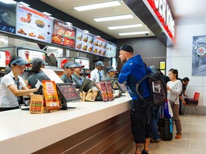 Warga Jabar, Hindari 7 Hal Sopan Ini di Restoran Cepat Saji