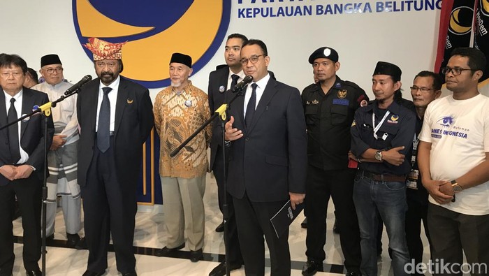 Anies Baswedan melakukan safari politik ke DPW Partai Nasdem Kepulauan Bangka Belitung pada Senin (22/05).