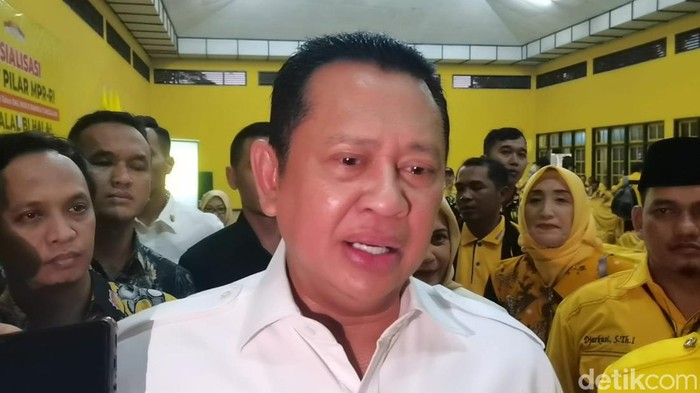 Ketua MPR-RI sekaligus wakil ketua umum Partai Golkar Bambang Soesatyo usai sosialisasi 4 pilar di Banjarnegara, Senin (22/5/2023).