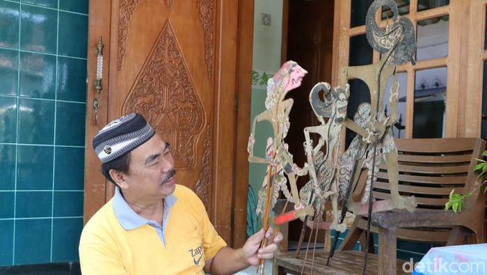 Dalang di Ponorogo Sindu Parwoto