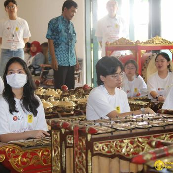 Delegasi muda ASEAN pada The 18th ASEAN and 8th ASEAN+3 Youth Cultural Forum
