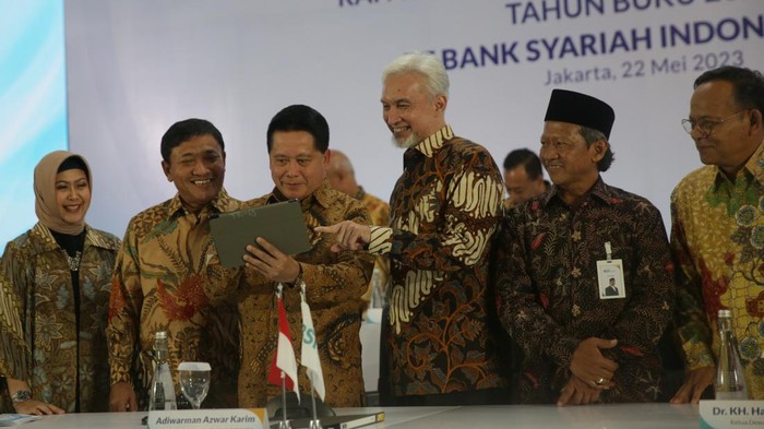 Gelar RUPST, BSI Copot Dua Direktur Buntut Layanan Eror