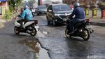 Lama Rusak, Jalan Sudirman Kranji Bekasi Menanti Perbaikan