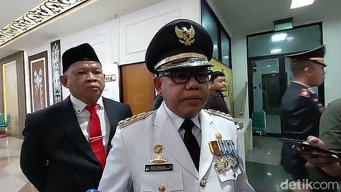 Kadisdik Bandar Lampung jelaskan duduk perkara ijazah dua alumni SMAN 5 ditahan sekolah