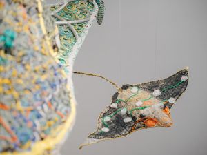 Keren! Karya Seni Ini Terbuat dari Limbah Pukat Ikan