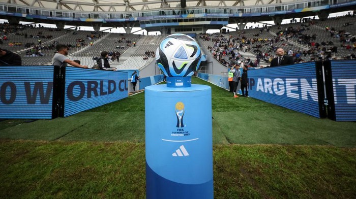 LA PLATA, ARGENTINA - MAY 21: The ball is displayed prior the FIFA U-20 World Cup Argentina 2023  Group C match between Israel and Colombia at Estadio Unico Diego Armando Maradona on May 21, 2023 in La Plata, Argentina. (Photo by Hector Vivas - FIFA/FIFA via Getty Images)