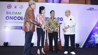 Melalui rangkaian acara Oncology Summit ini diharapkan dapat menutup kesenjangan dalam kompetensi tenaga medis di Indonesia.  