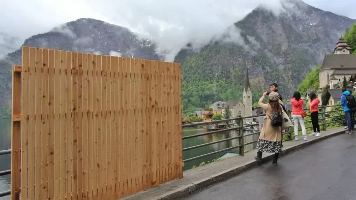 Pagar selfie di Hallstatt