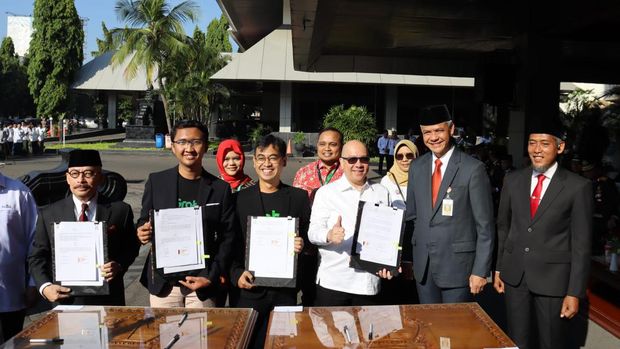 Pemprov Jateng meneken MoU perlindungan pekerja migran kapal perikanan dan nelayan (Dok. Istimewa)